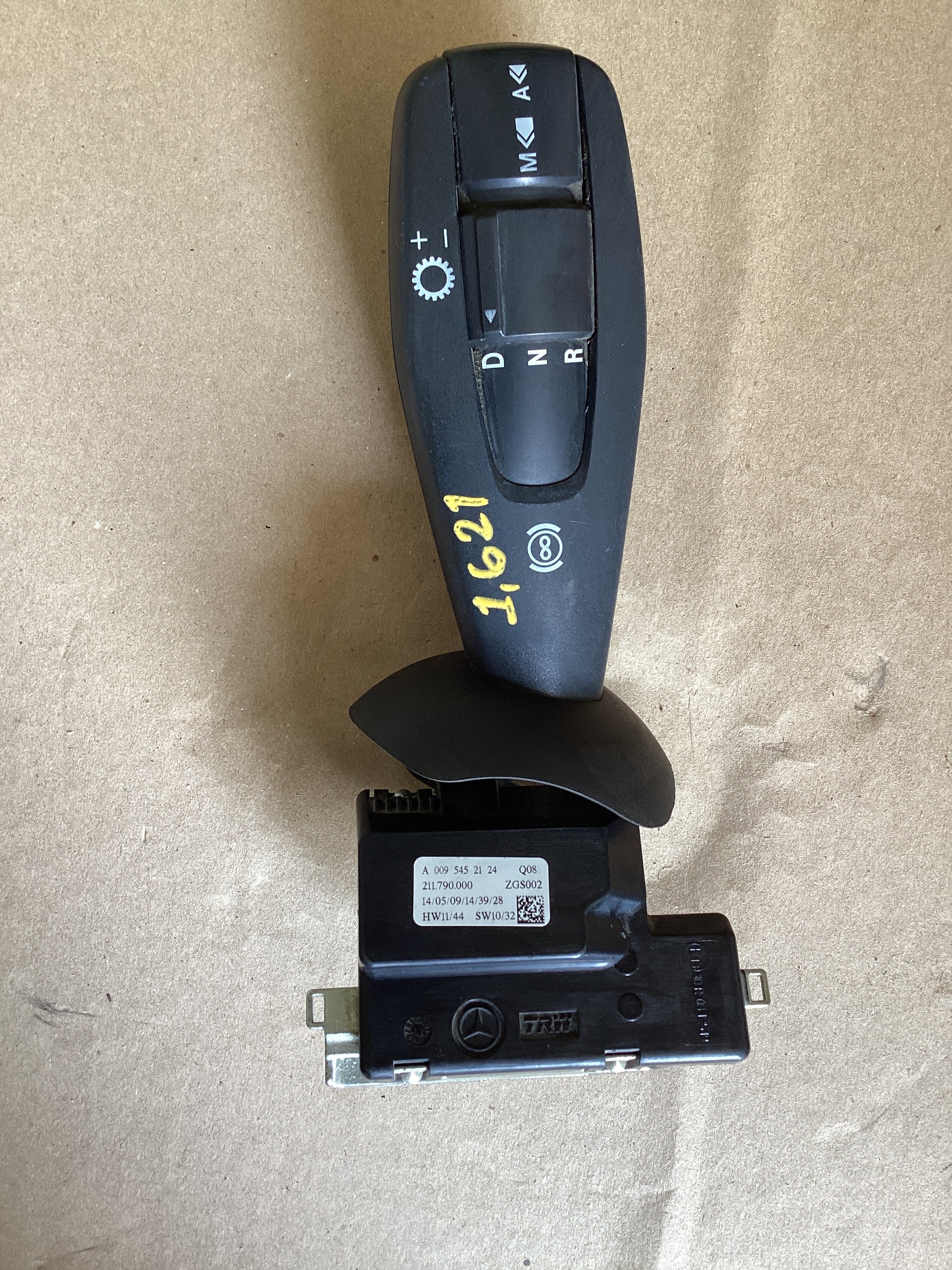 USED | SHIFTER CONTROL AUTOMATIC TRANSMISSION FREIGHTLINER CASCADIA | SKU1,621