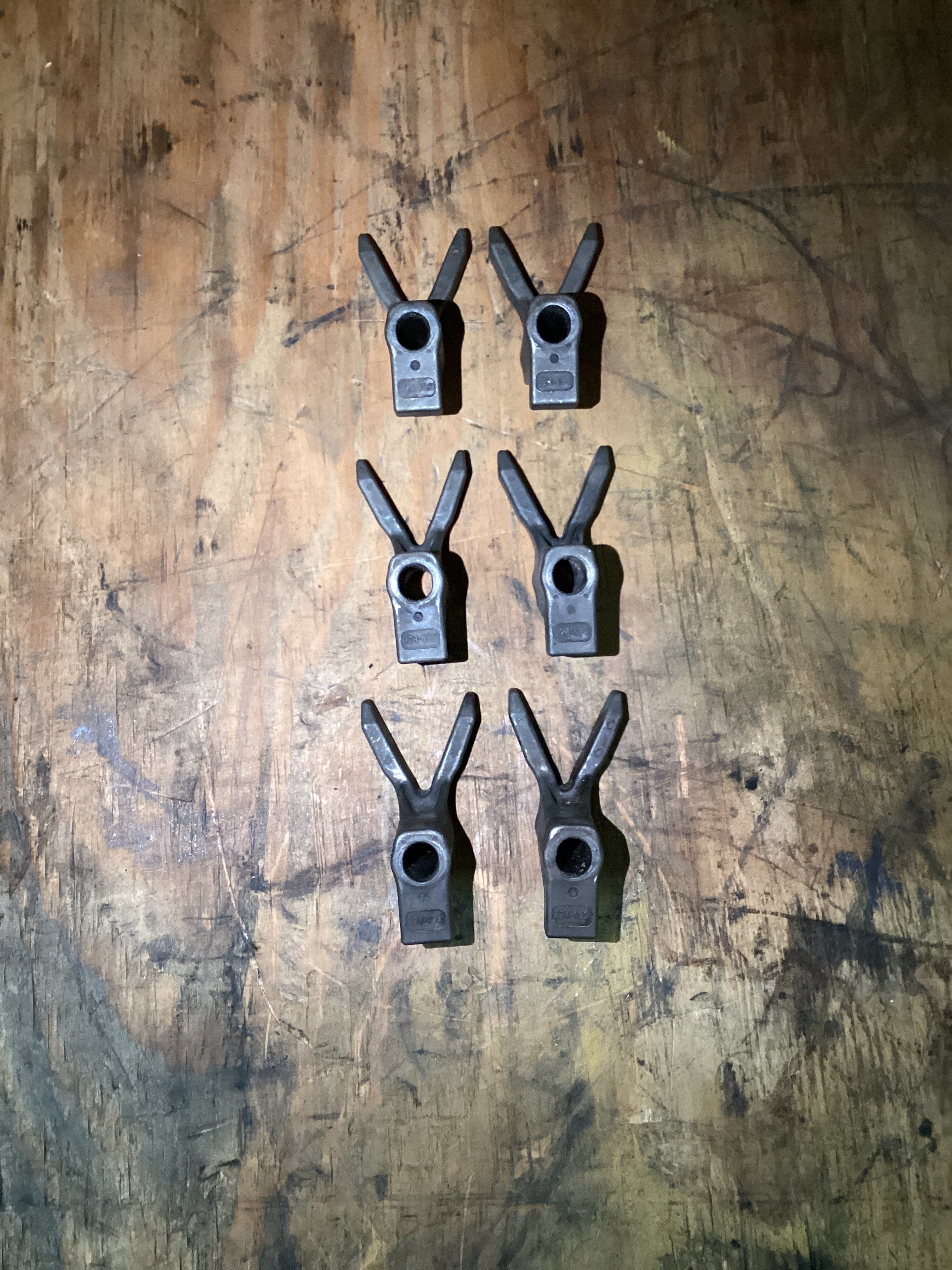 USED | ENGINE FUEL INJECTOR CLAMP SET OF 6 CAT C13 | SKU1,338