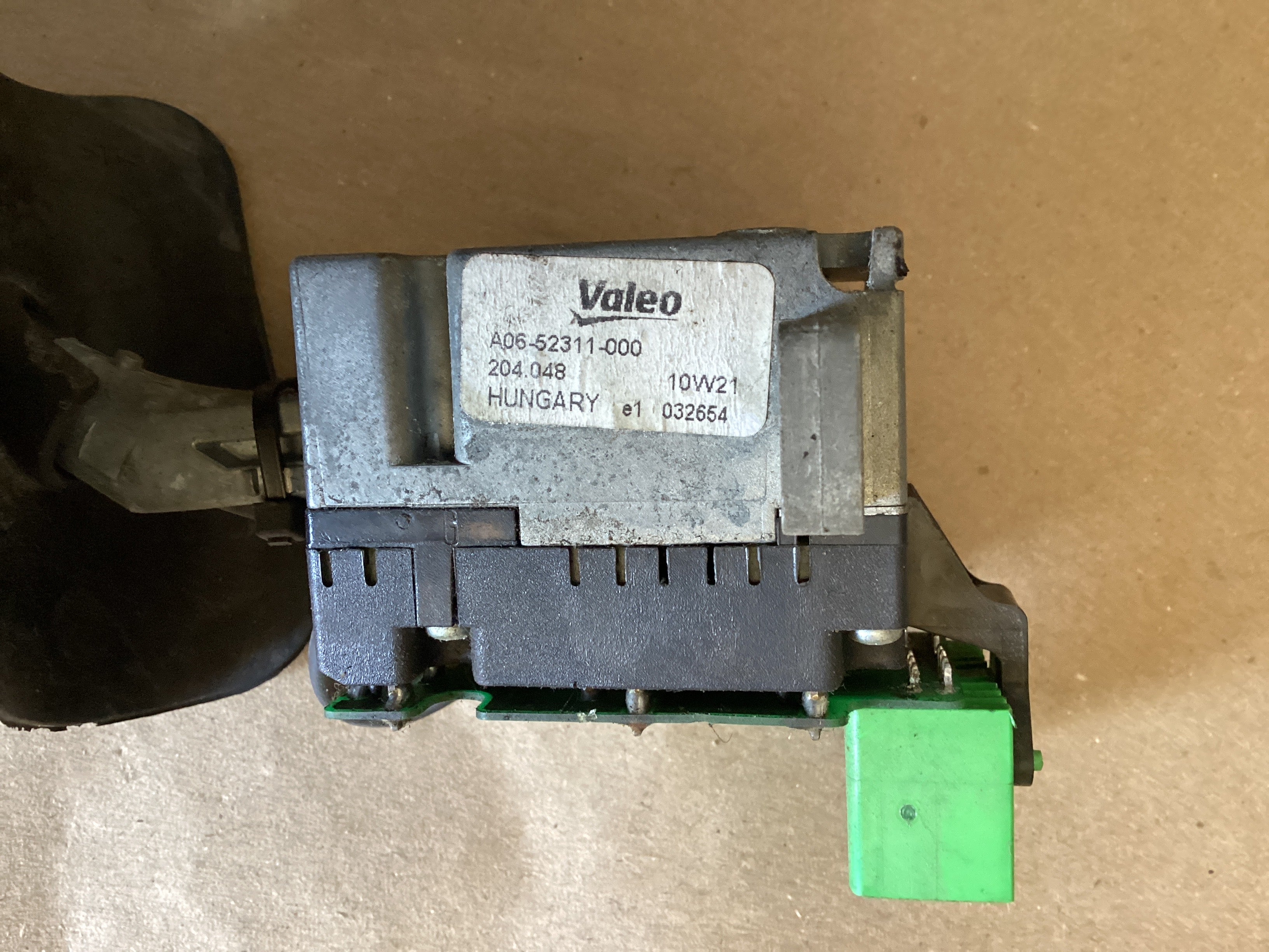 USED | TURN SIGNAL LIGHT AND WIPER SWITCH FREIGHTLINER | SKU1,622
