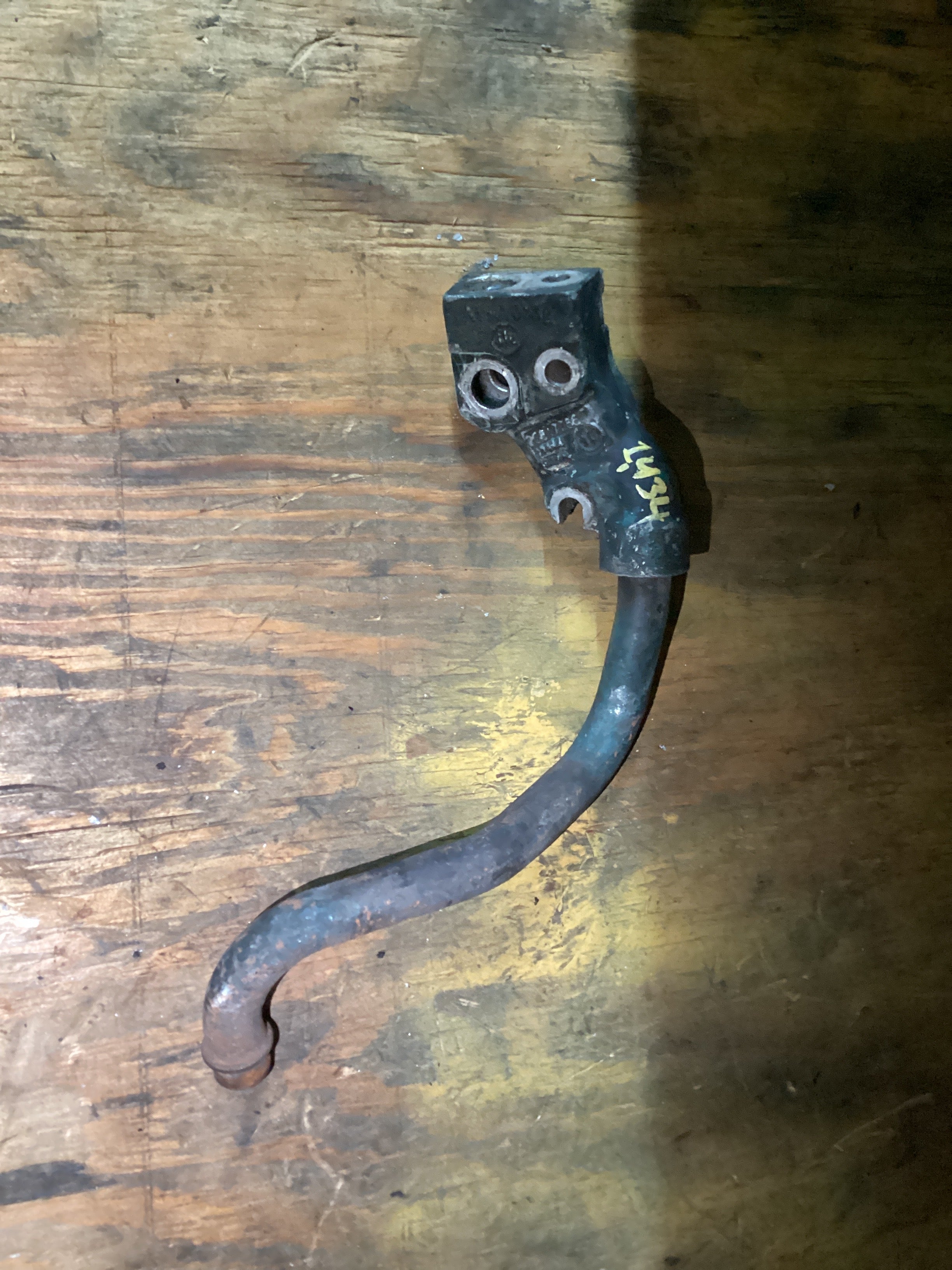 USED | ENGINE COOLANT CONNECTION BRACKET WITH TUBE VOLVO | SKU1,434