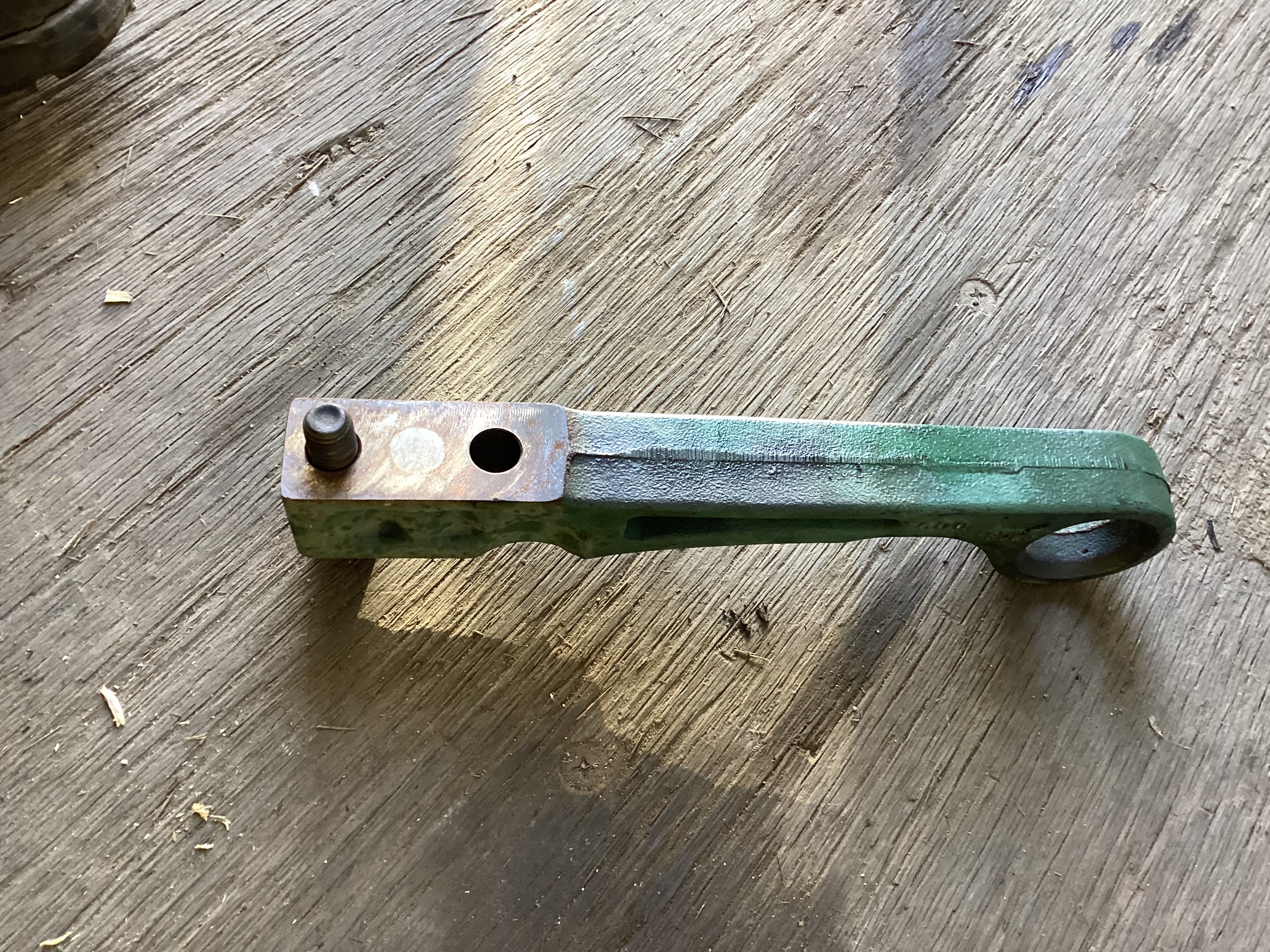 USED | ENGINE LIFTING HEAD BRACKET VOLVO 2019 D13 | SKU1,248