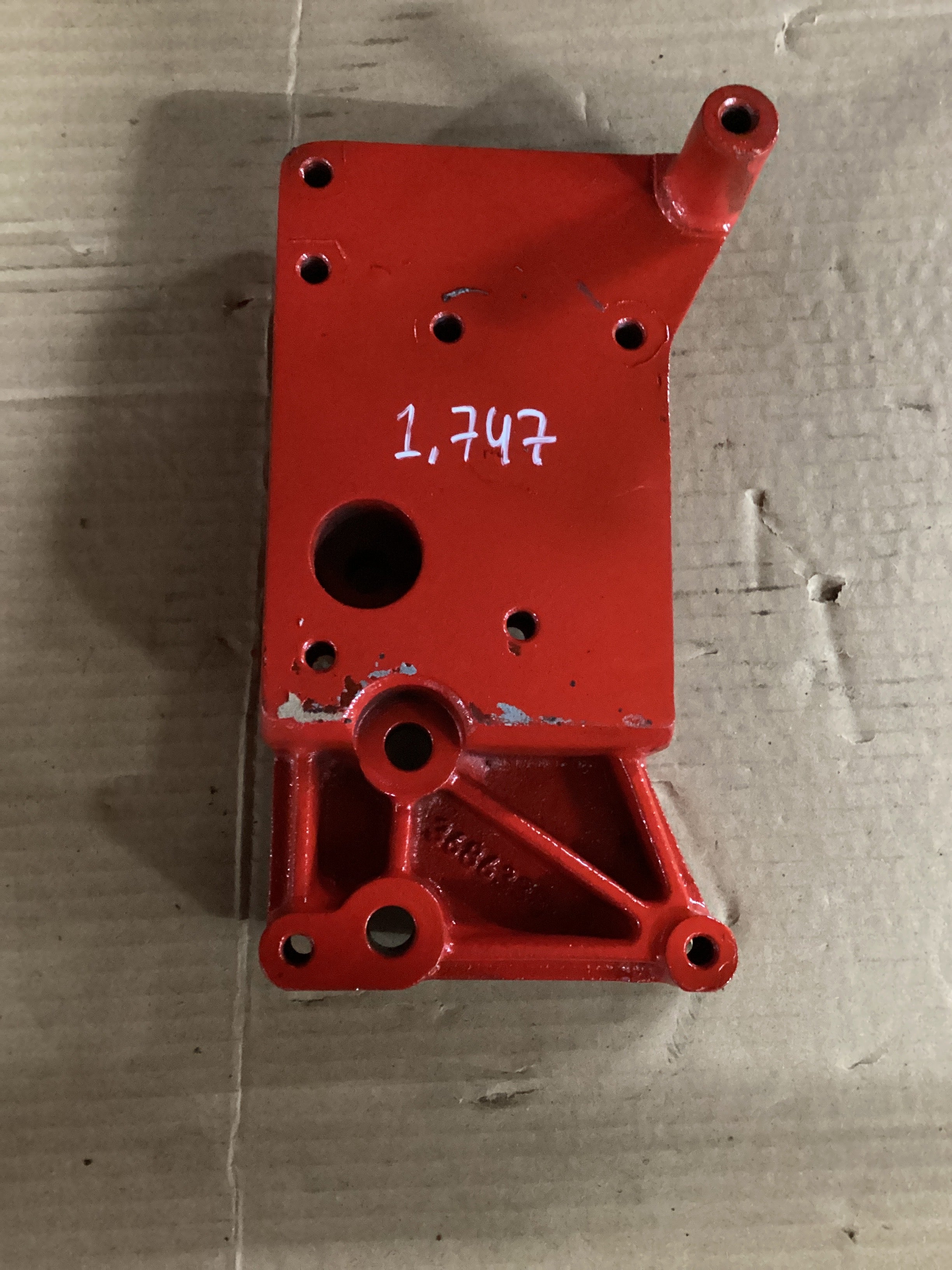 USED | ENGINE SHUTOFF VALVE SUPPORT BRACKET CUMMINS ISX | SKU1,747