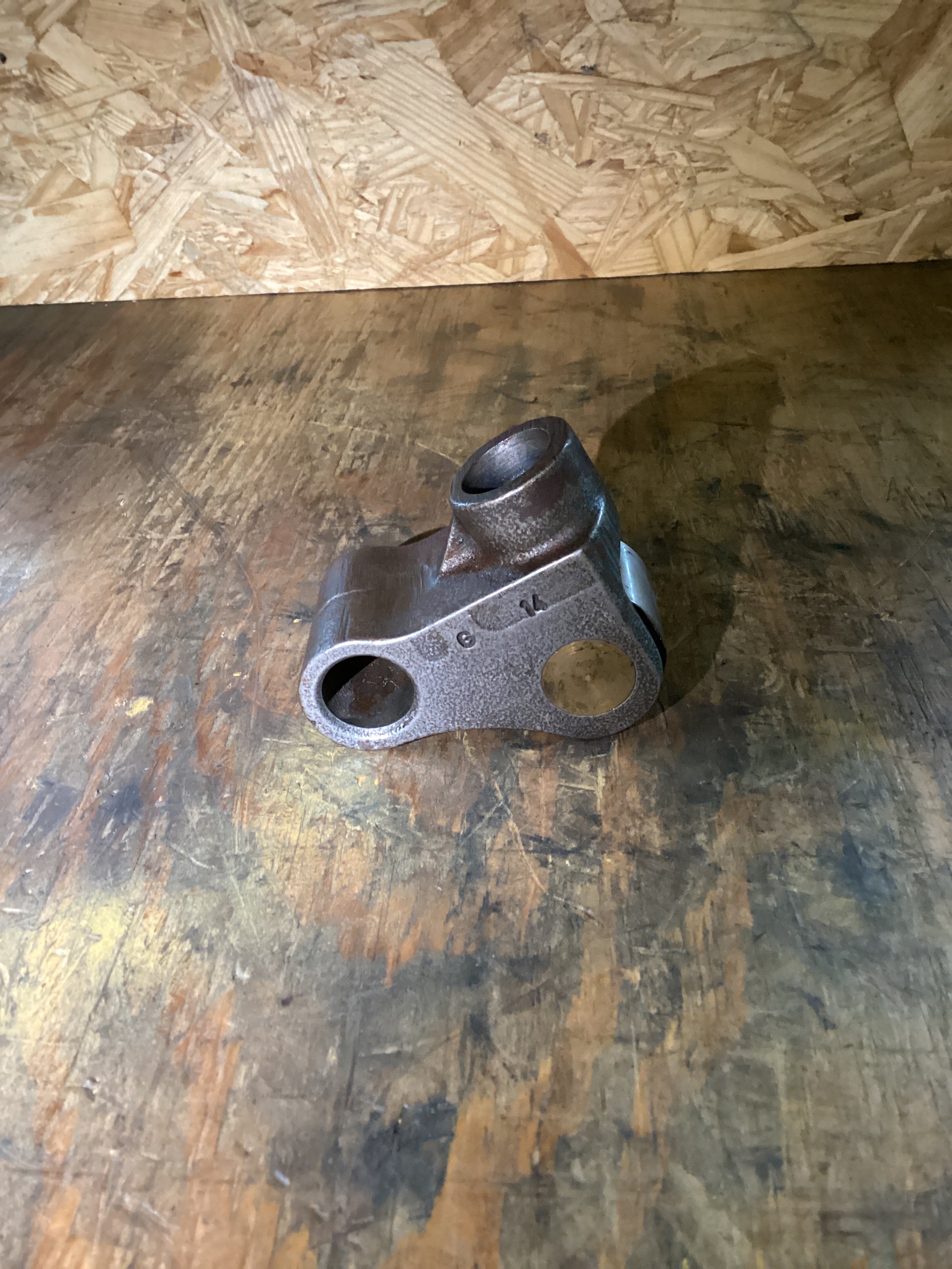 USED | ENGINE VALVE LIFTER CAM FOLLOWER CAT C12/C13 | SKU1,382
