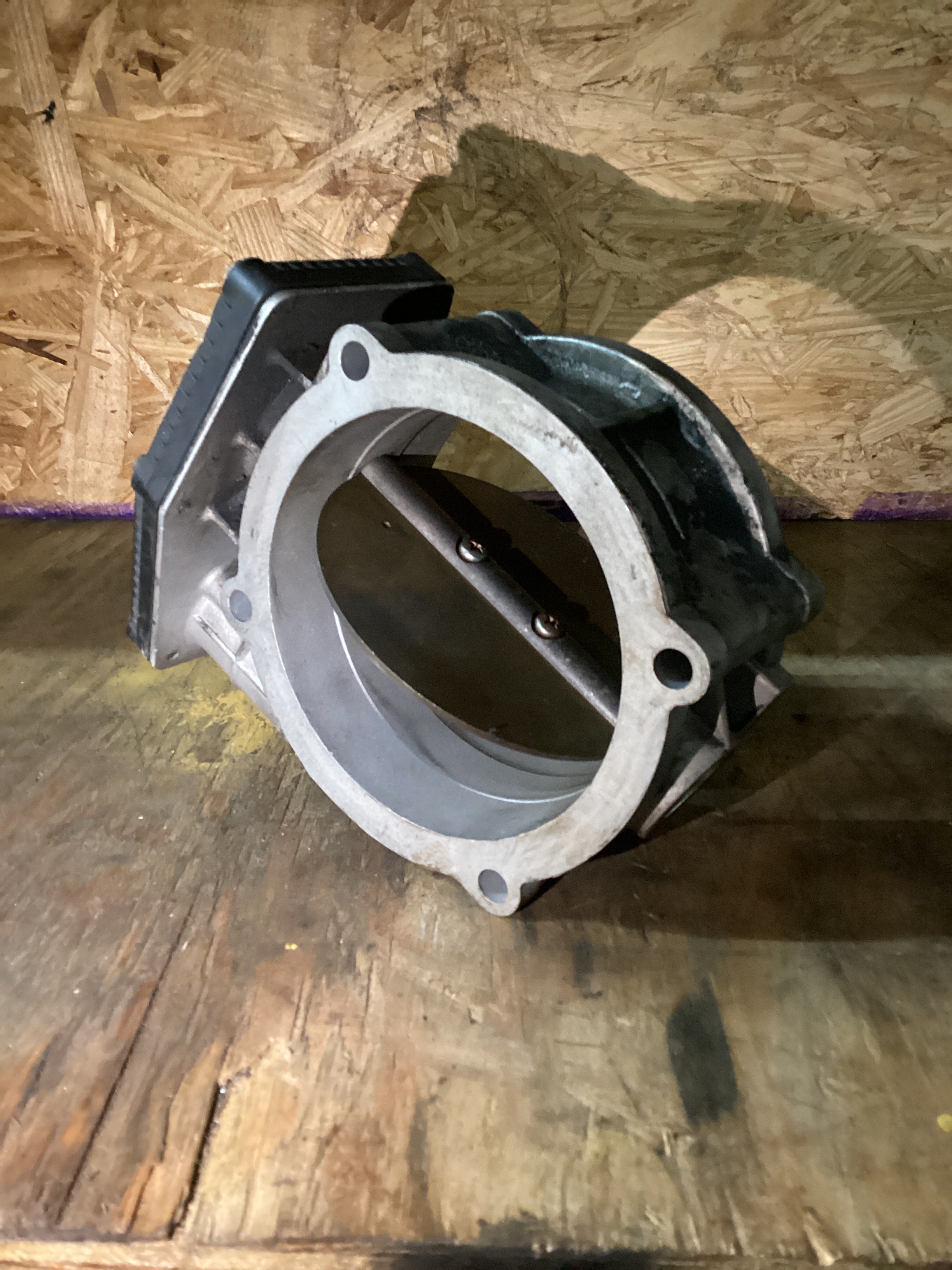 USED | ENGINE THROTTLE BODY DETROIT DD15 | SKU1,457