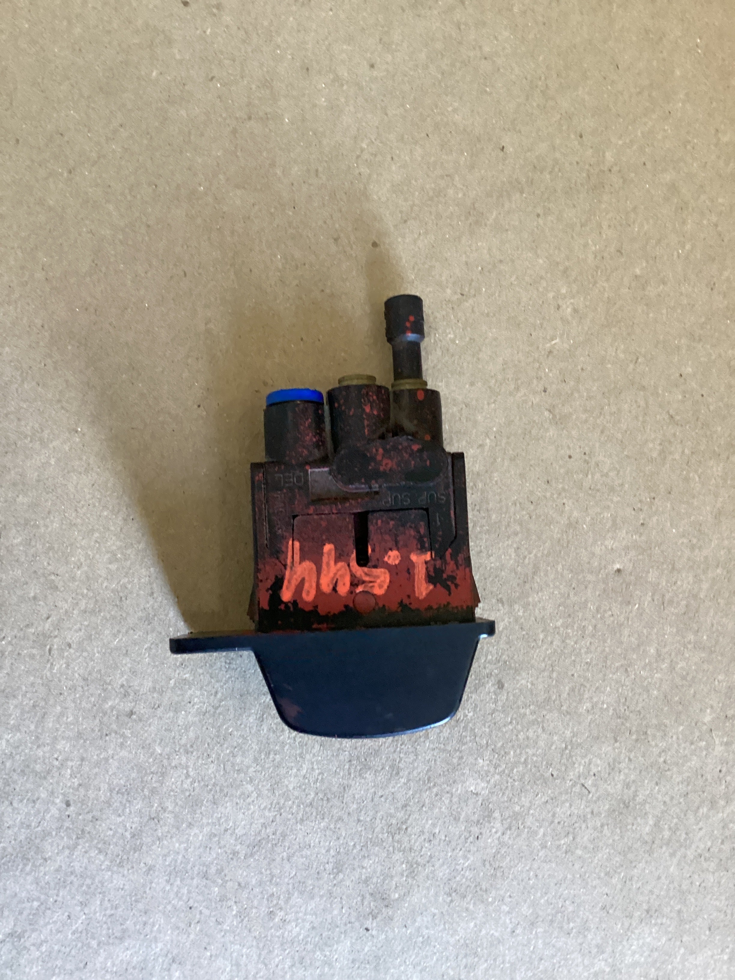 USED | DASHBOARD PANEL AIR SUSPENSIÓN VALVE SWITCH FREIGHTLINER | SKU1,544