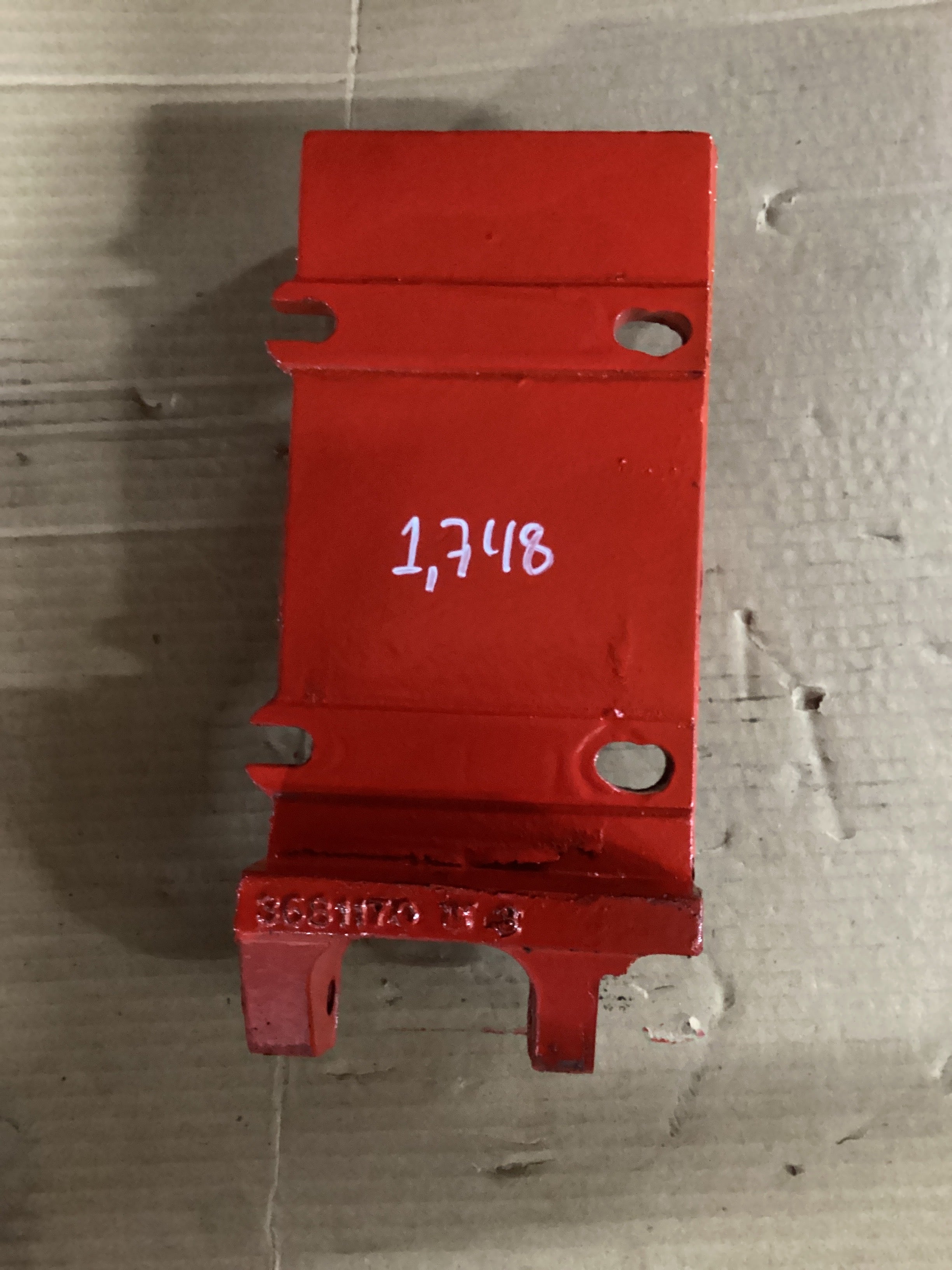 USED | ENGINE A/C COMPRESSOR MOUNTING SUPPORT BRACKET CUMMINS ISX | SKU1,748