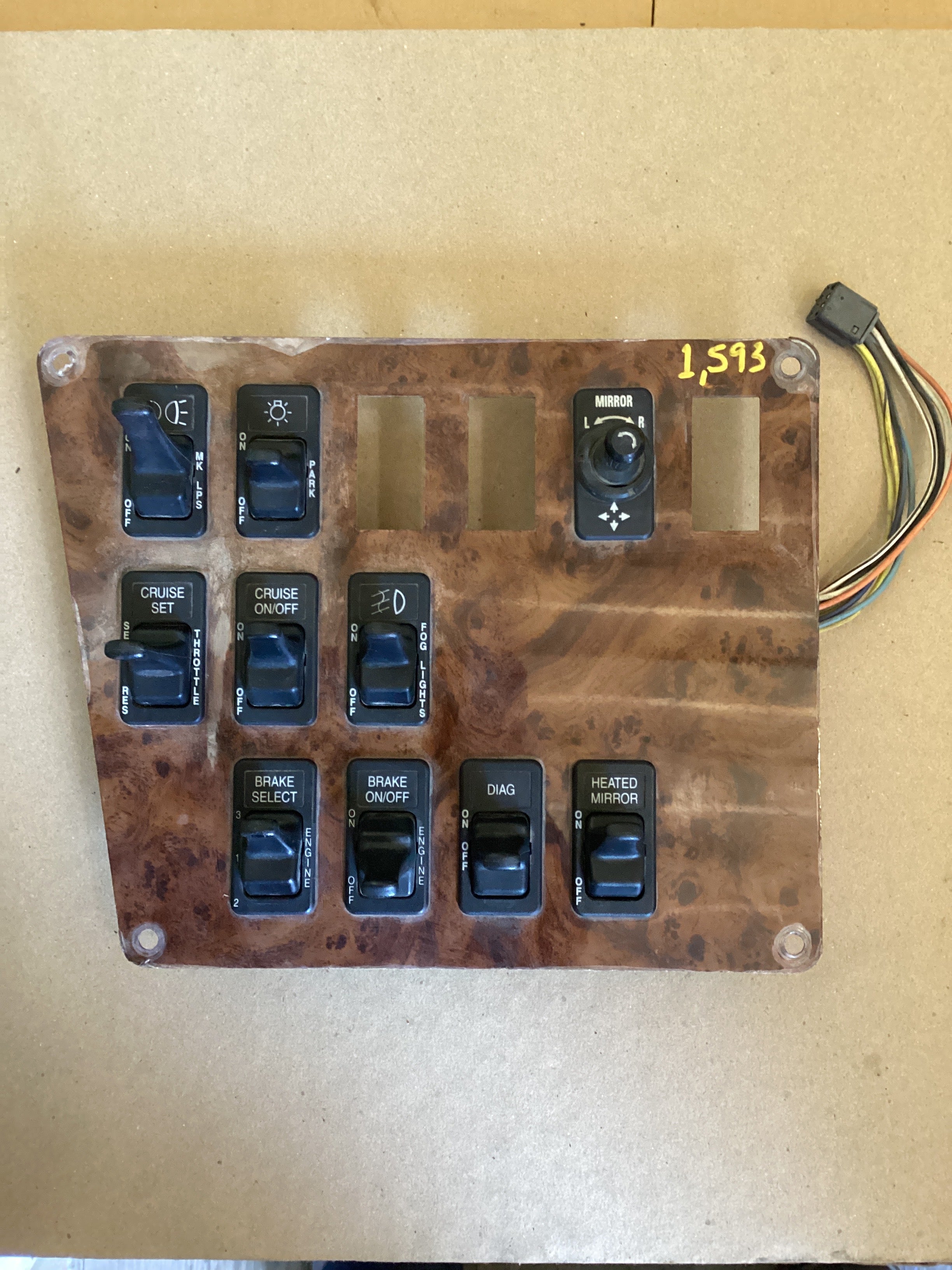 USED | DASHBOARD PANEL MAIN CONTROL SWITCH ASSEMBLY INTERNATIONAL | SKU1,593