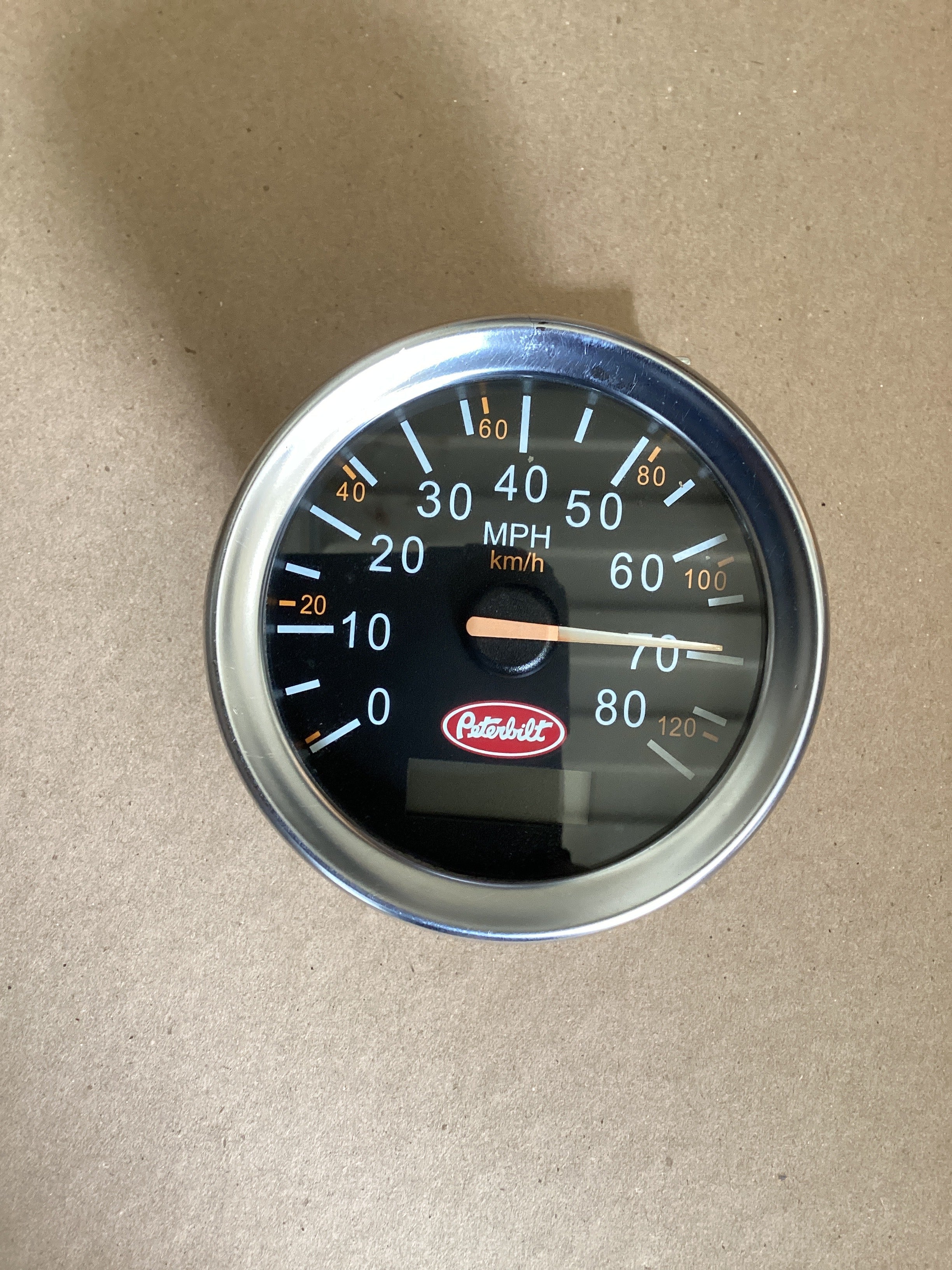 USED | DASHBOARD MPH KM/H SPEEDOMETER GAUGE PETERBILT 387 | SKU1,509