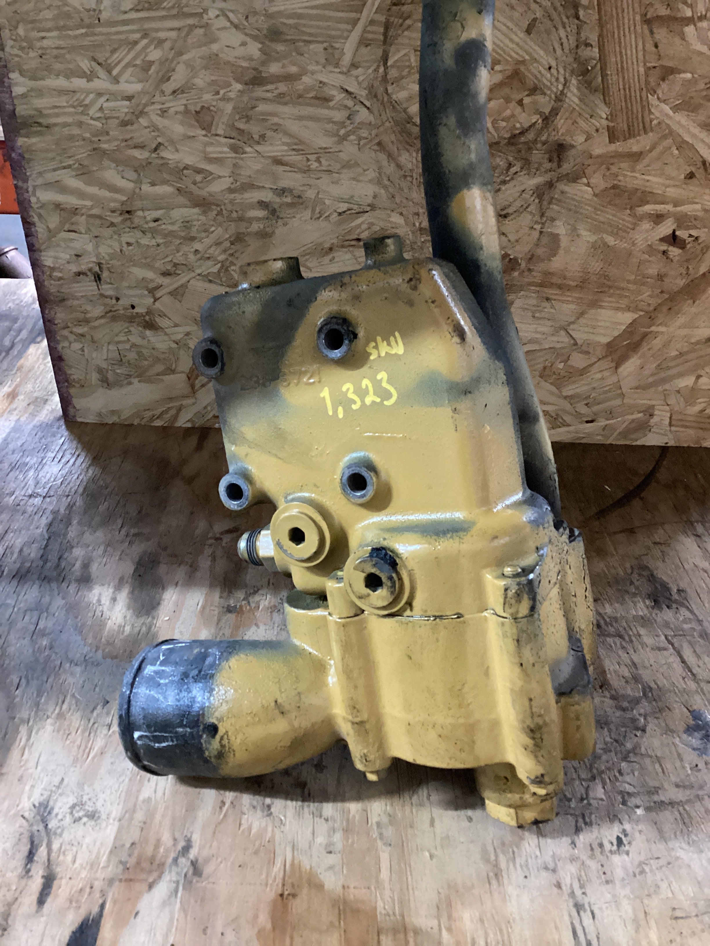USED | ENGINE THERMOSTAT HOUSING CAT C13 | SKU1,323