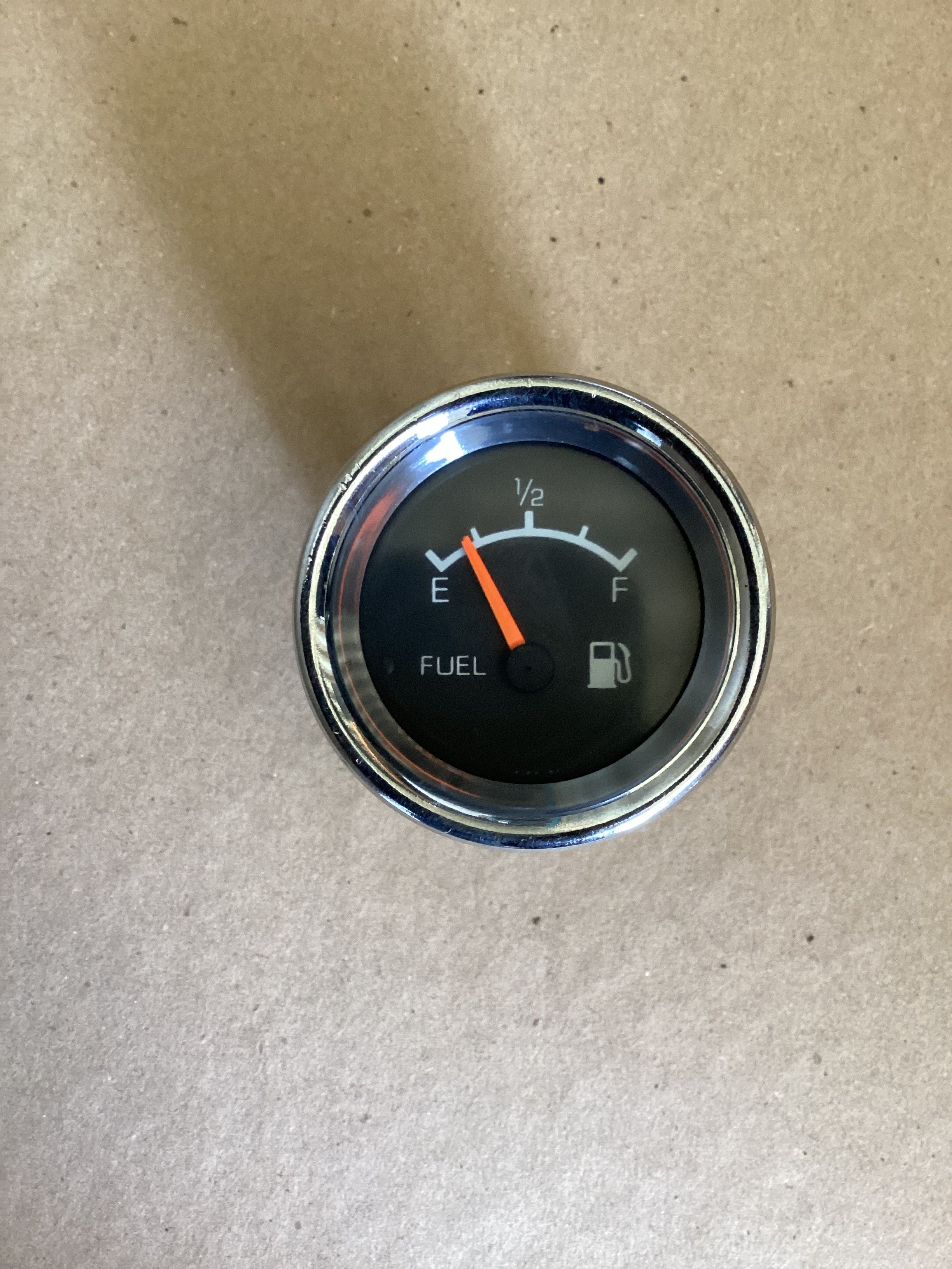 USED | DASHBOARD PANEL FUEL LEVEL GAUGE KENWORTH | SKU1,563